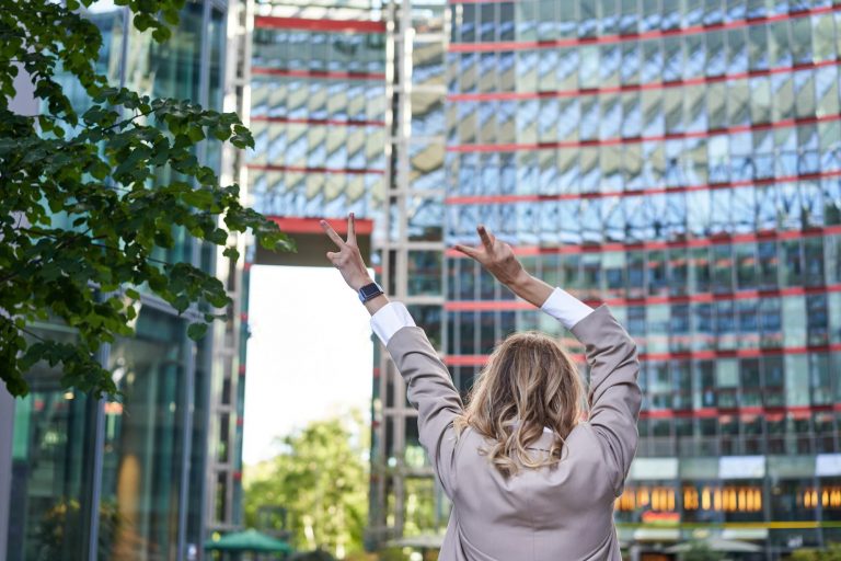Mindestlohn Erhöhung Gebäudereinigung 2025 - Schoeler Berlin